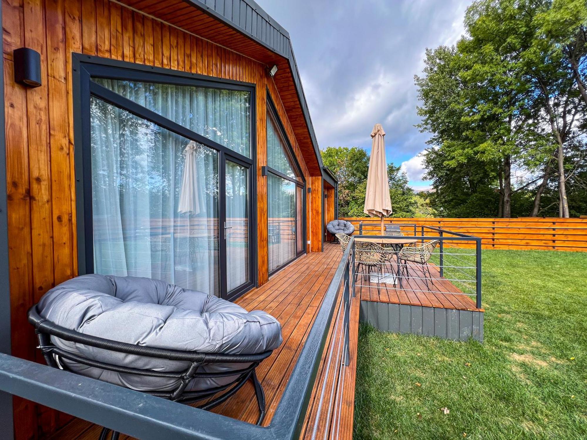 Moon Village Comarnic Sinaia Exterior foto